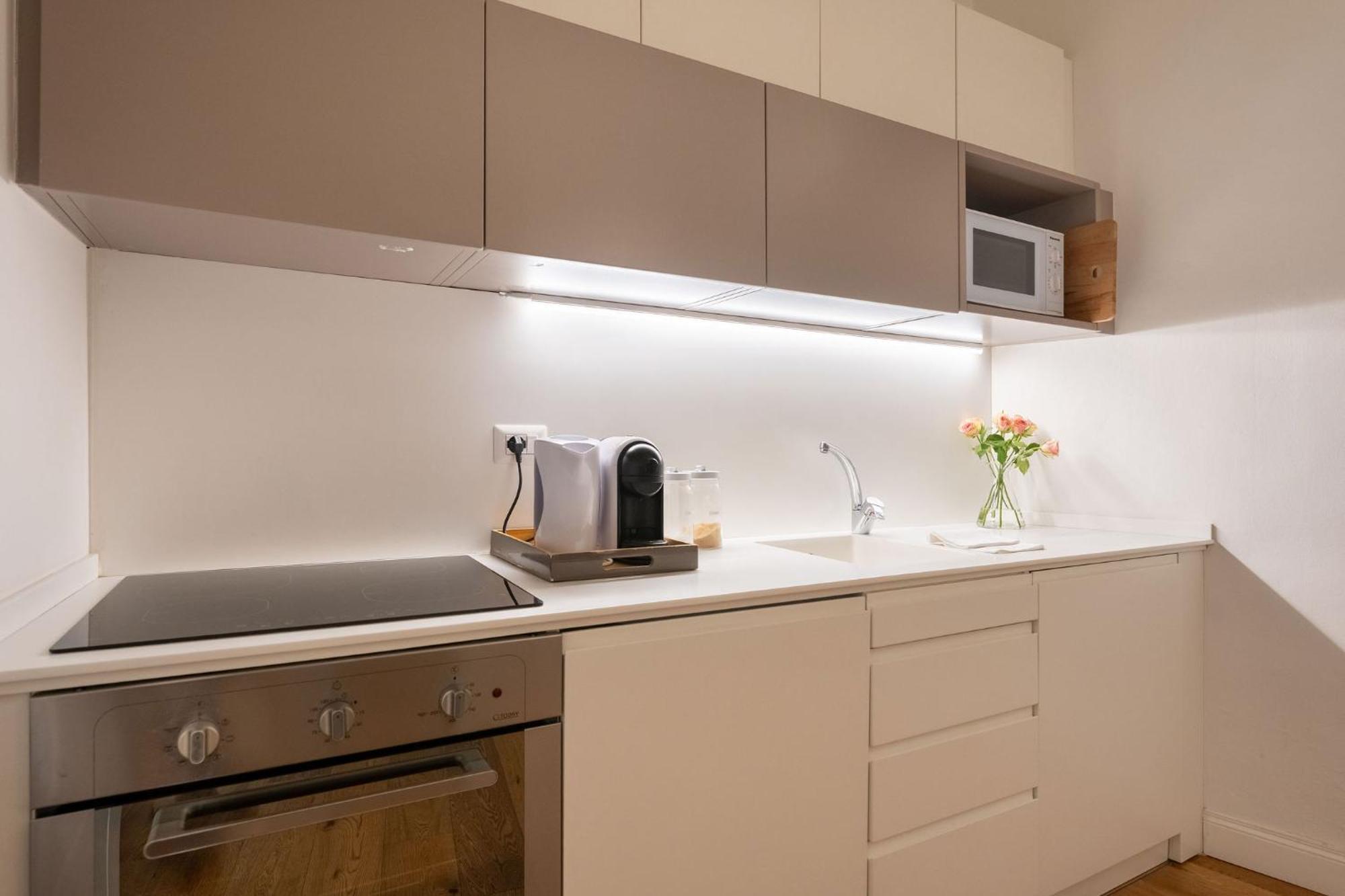 Tb-One Bedroom Luxury Apartment In The Fashion District Флоренция Екстериор снимка
