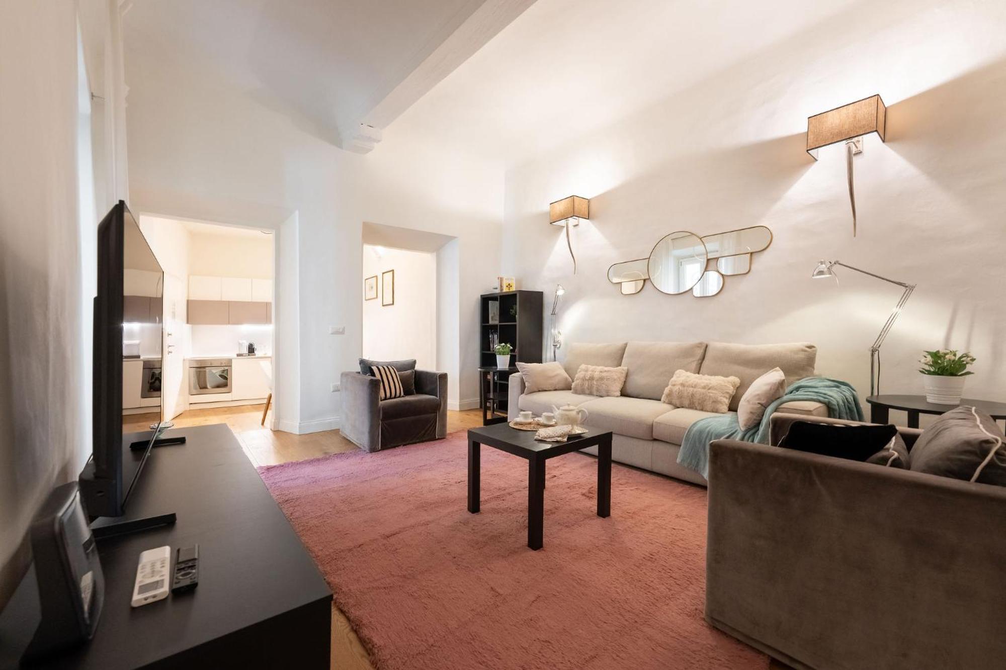 Tb-One Bedroom Luxury Apartment In The Fashion District Флоренция Екстериор снимка