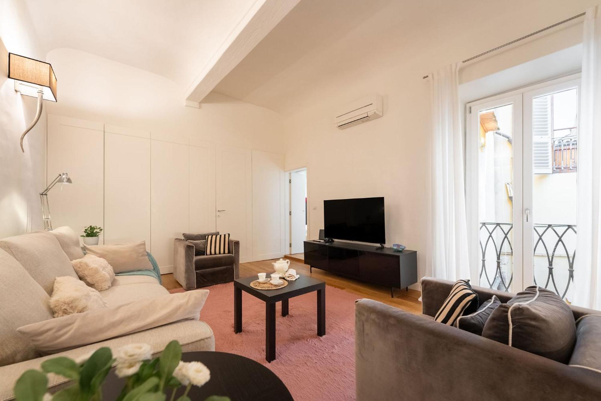 Tb-One Bedroom Luxury Apartment In The Fashion District Флоренция Екстериор снимка